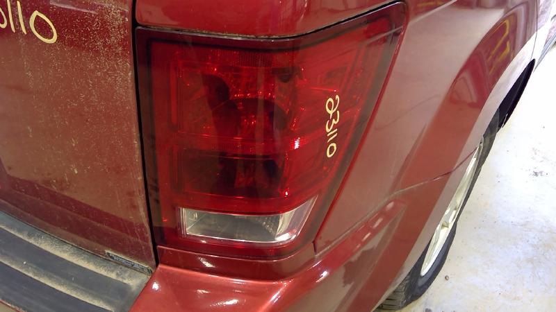 2006 Jeep Grand Cherokee Tail Light Assembly