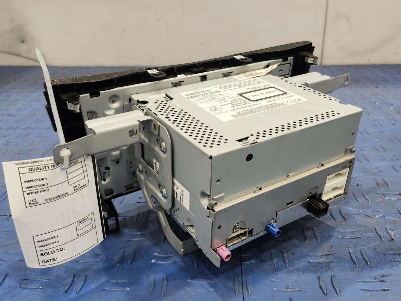 2015 Nissan Rogue Audio & Visual Equip.(Radio)