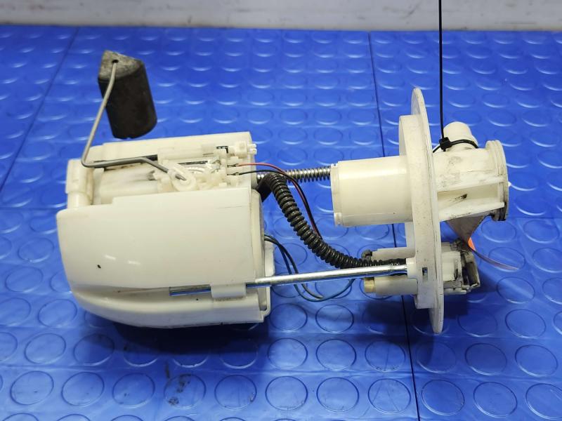 2014-2019 Toyota Corolla Sedan Fuel Pump Assembly Genuine OEM 7702002410