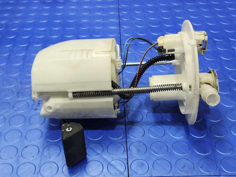 2014-2019 Toyota Corolla Sedan Fuel Pump Assembly Genuine OEM 7702002410