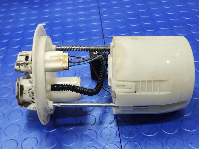 2014-2019 Toyota Corolla Sedan Fuel Pump Assembly Genuine OEM 7702002410