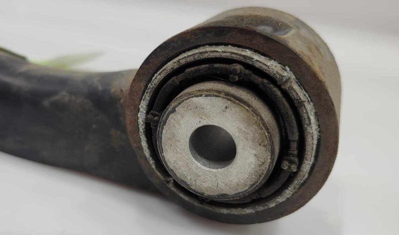 2015 Chrysler 200 Upper Control Arm Rear