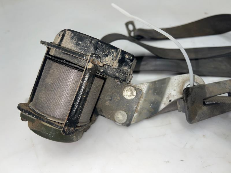 1998 Jeep Cherokee Rear Seat Belt