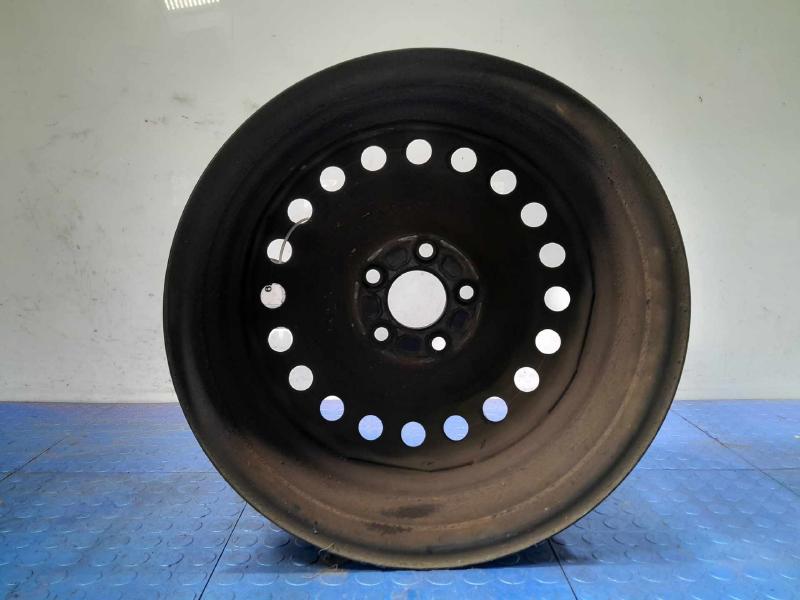 2013 Ford Fusion Wheel