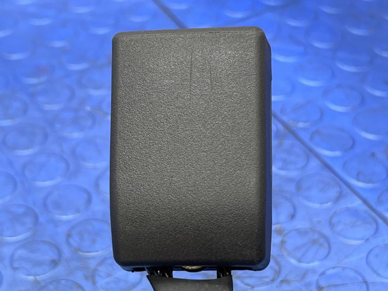 2013 Chevrolet Malibu Front Seat Belt
