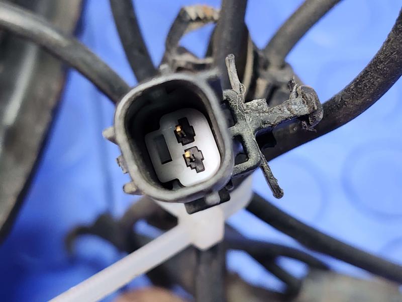2015 Toyota Prius Spindle Knuckle Front
