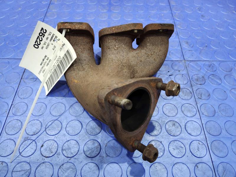 2018 Volkswagen Passat Exhaust Manifold