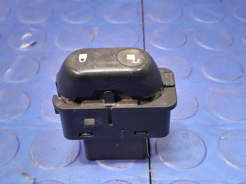 2005 Ford Explorer Door Switch Front