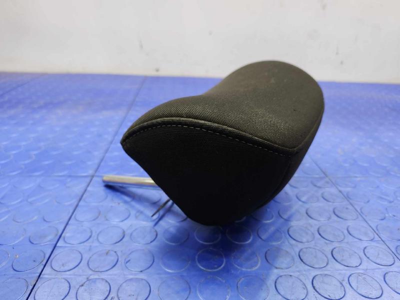 2016 Kia Forte Headrest