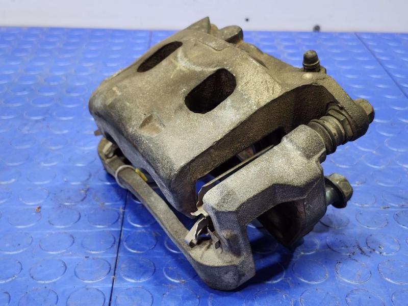 2014 Infiniti QX60 Caliper