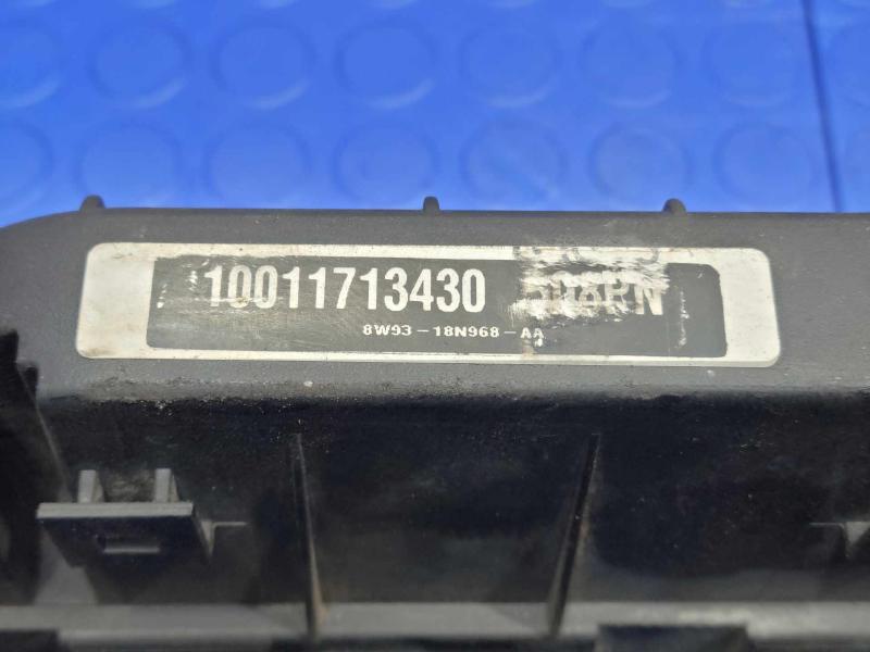 2010 Land Rover Range Rov Valve Cover