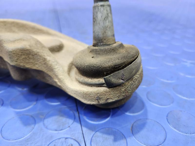 2007 Dodge Grand Caravan Lower Control Arm Front