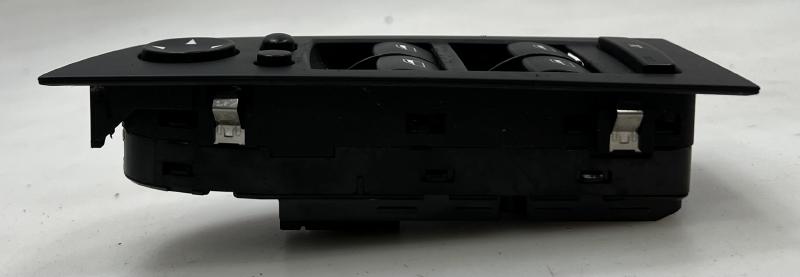 2007 BMW 328i Door Switch Front
