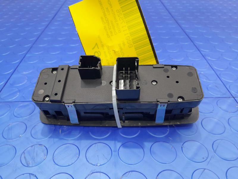 2014 Dodge Journey Door Switch Front