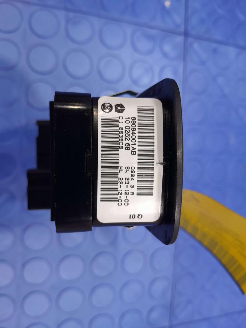 2014 Dodge Journey Door Switch Front