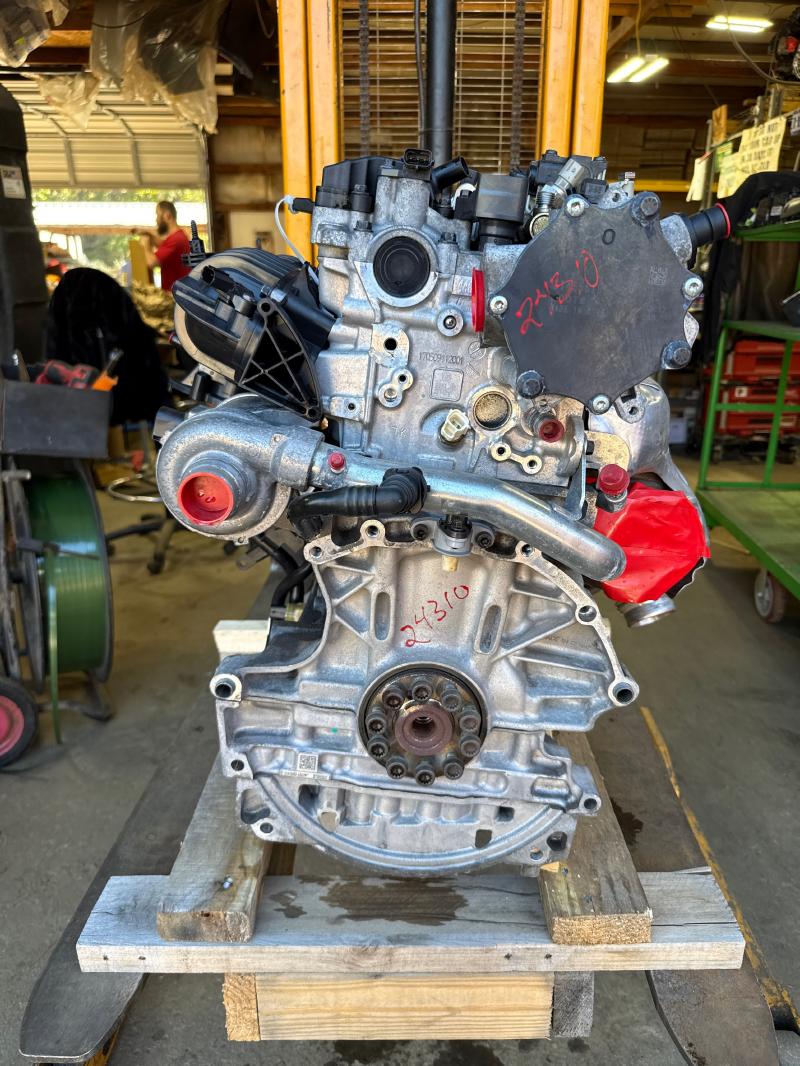 2018 Volvo S90 Engine Assembly/Motor