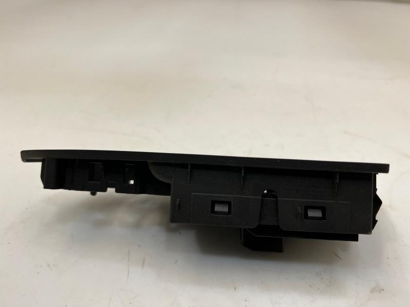 2012 Chevrolet Volt Door Switch Front