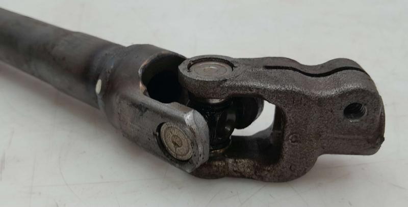 2012 - 2017 Toyota Prius V 1.8L Intermediate Steering Shaft Assembly OEM 4526012761