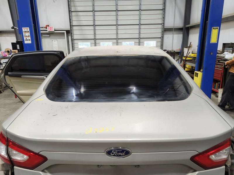 2015 Ford Fusion Back Glass/Window