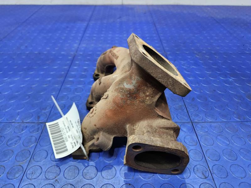2007 Dodge Grand Caravan Exhaust Manifold