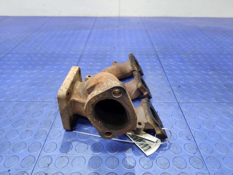 2007 Dodge Grand Caravan Exhaust Manifold