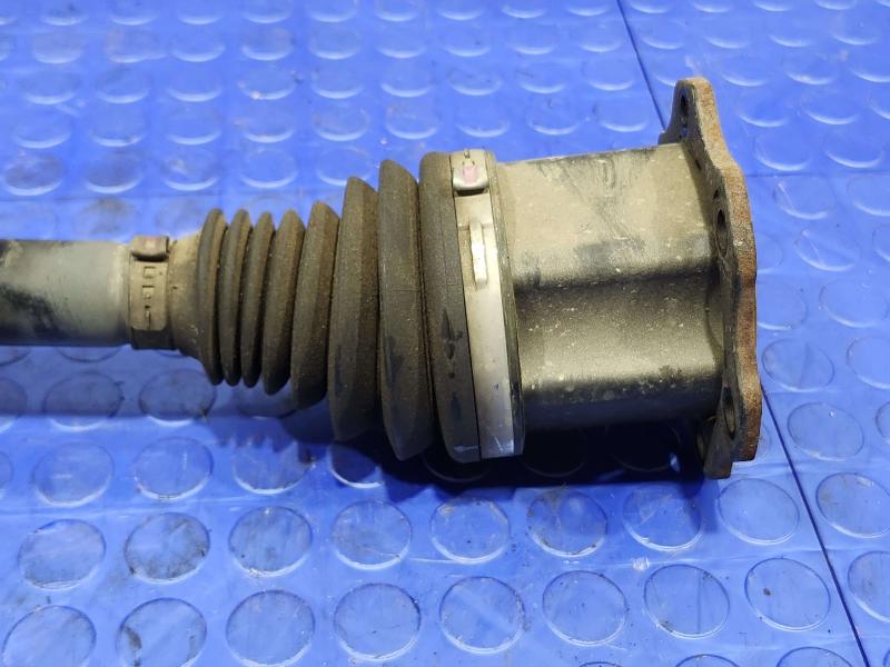 2018 Audi Q7 Axle Shaft
