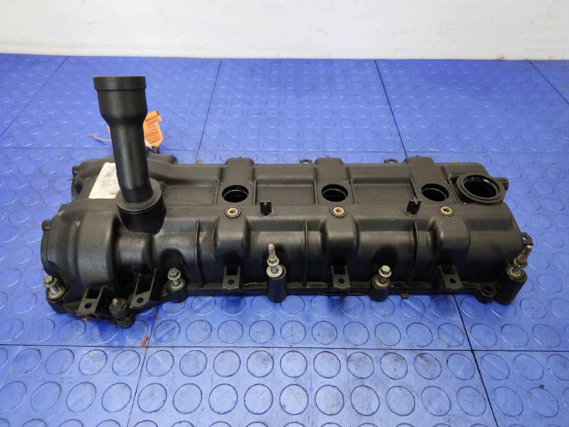 2011 Jeep Grand Cherokee Valve Cover