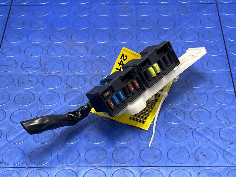 2006 Mazda Miata Cabin Fuse Box