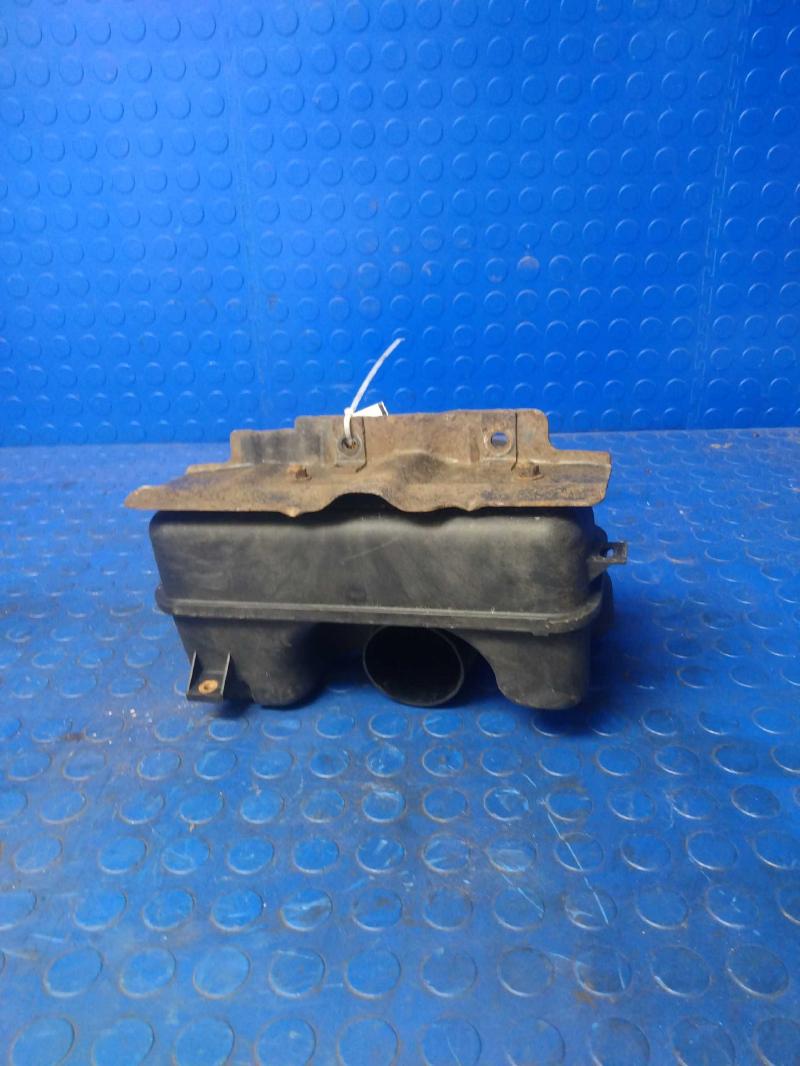 2000 Toyota 4Runner Air Intake Tube/Resonator