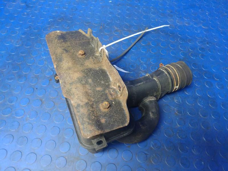 2000 Toyota 4Runner Air Intake Tube/Resonator