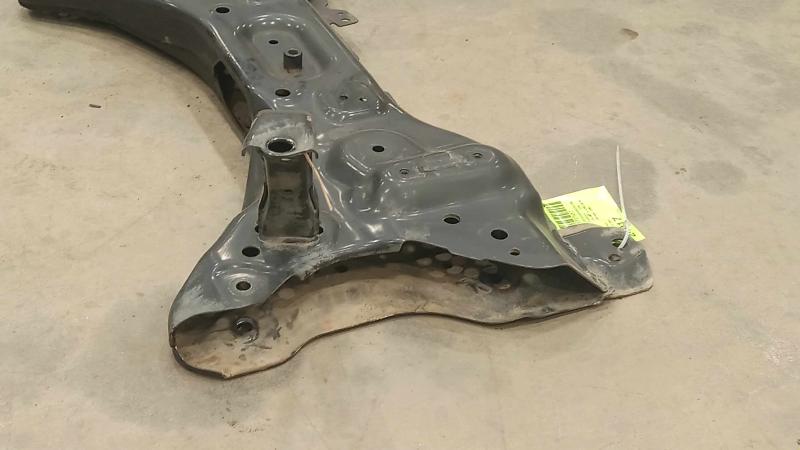 2012 Nissan Versa Crossmember/Cradle/Undercarria