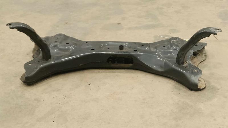 2012 Nissan Versa Crossmember/Cradle/Undercarria
