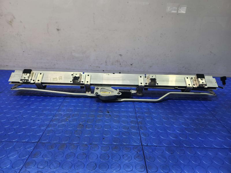 2006 Mercedes CLS-Class Window Shade