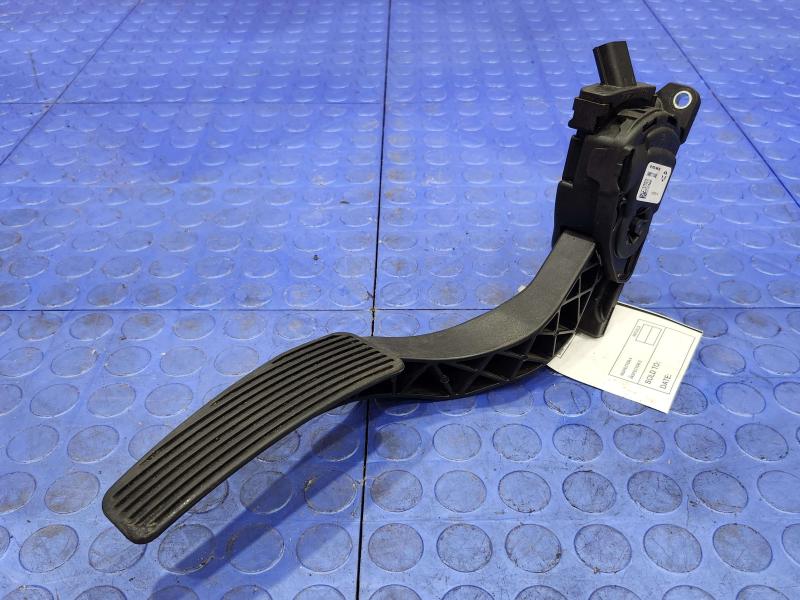 2014 Dodge Challenger Pedal Assembly