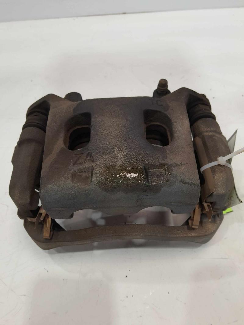 2015 Nissan Pathfinder Caliper