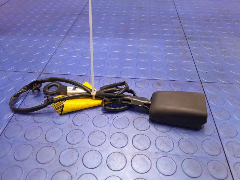 2020 Nissan Kicks Front Seat Belt Buckle Left Driver Side Black OEM 868435RL0A