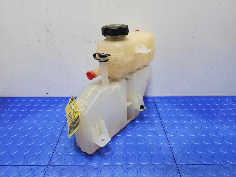 2014-2019 Cadillac CTS Radiator Engine Coolant Overflow Reservoir OEM 22948113