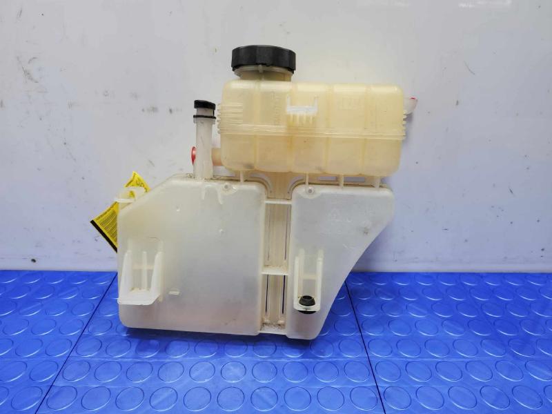 2014-2019 Cadillac CTS Radiator Engine Coolant Overflow Reservoir OEM 22948113