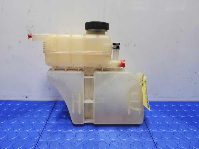 2014-2019 Cadillac CTS Radiator Engine Coolant Overflow Reservoir OEM 22948113