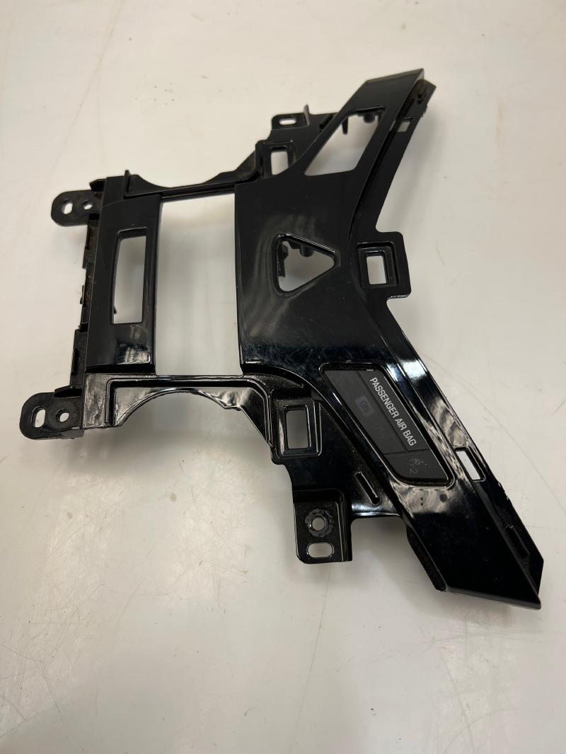 2011 - 2015 Chevrolet Cruze Center Dash Bezel Heater A/C Trim Panel 95034343 OEM