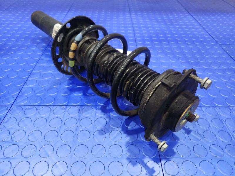 2016 Volkswagen Jetta Strut Assembly