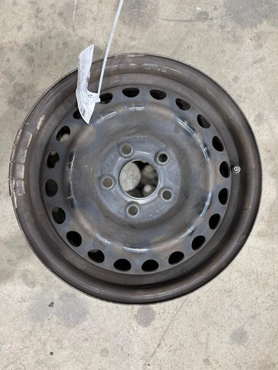 2017 Hyundai Elantra Wheel
