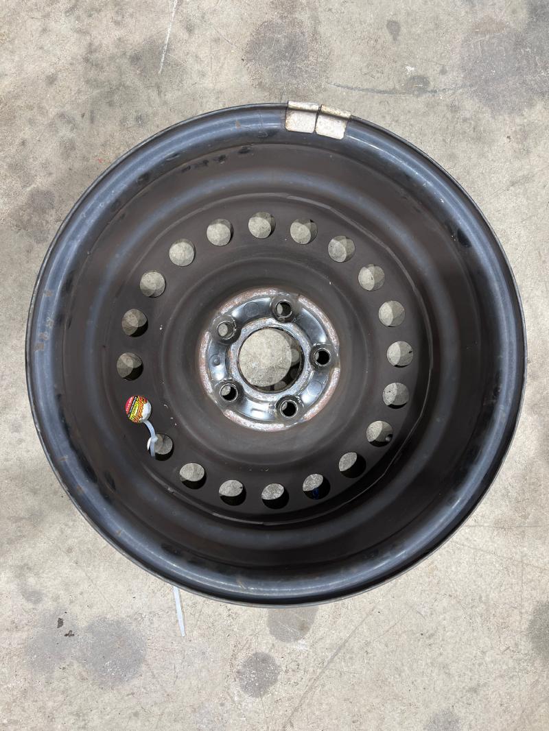 2017 Hyundai Elantra Wheel