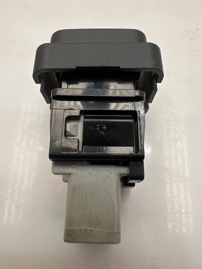 2016 - 2018 Subaru Forester Switch VDC SRF OEM 83002FJ070