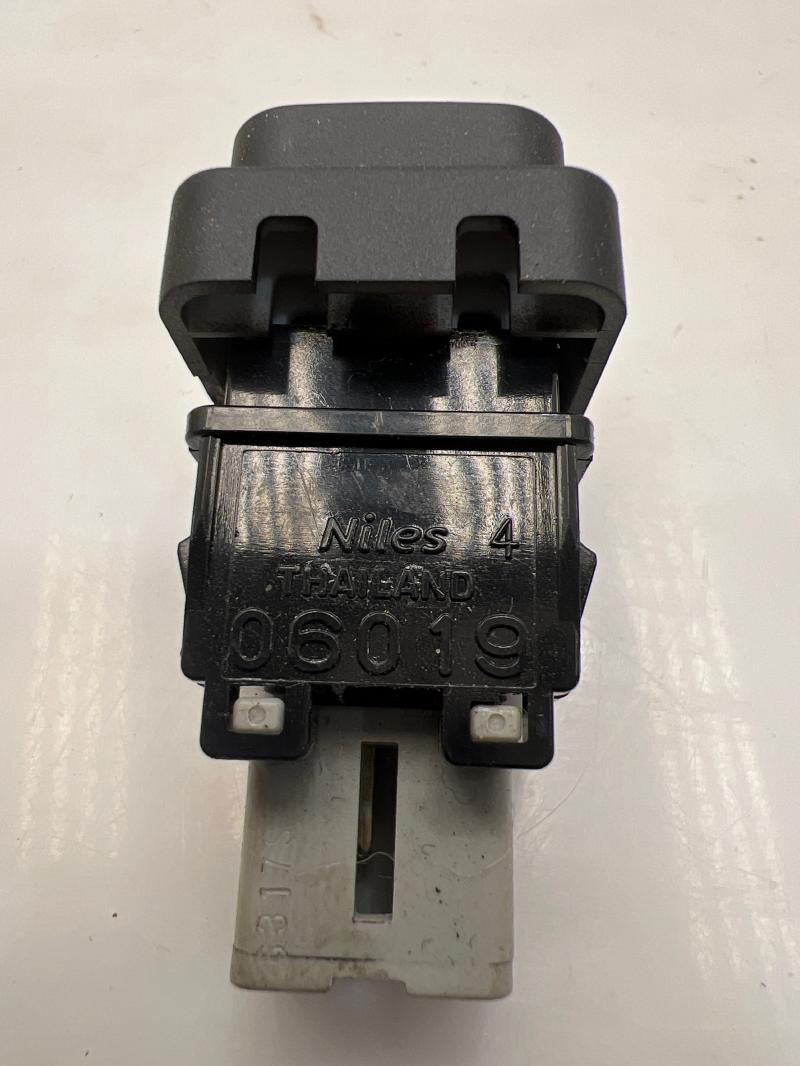 2016 - 2018 Subaru Forester Switch VDC SRF OEM 83002FJ070