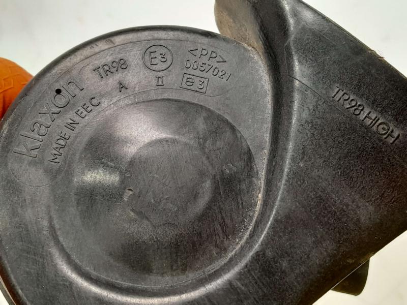 1999 Buick Park Avenue Horn
