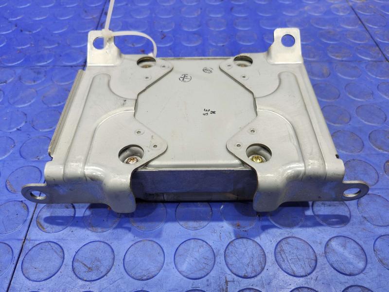 2003 Subaru Legacy Chassis Brain Box