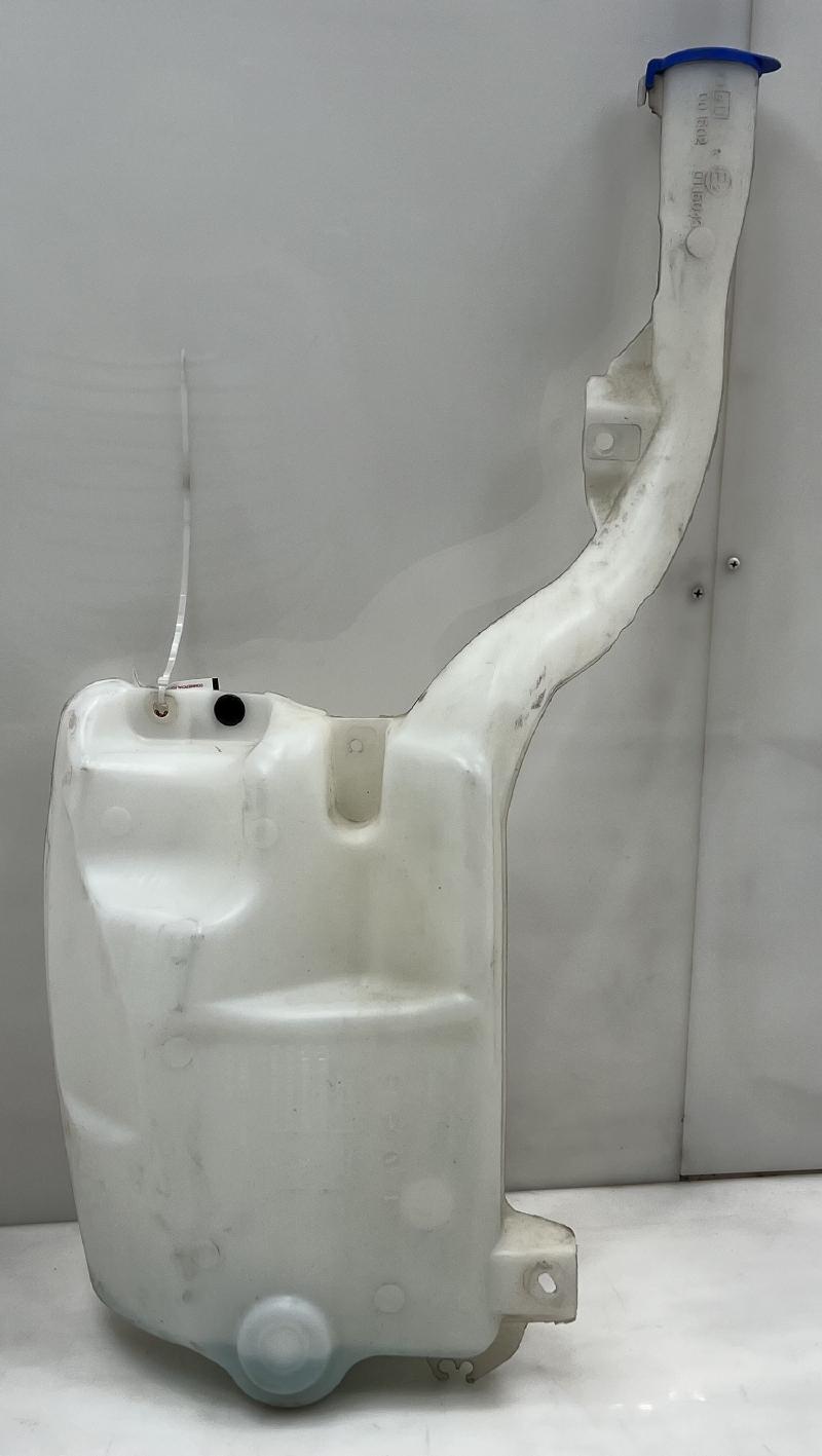 2016 - 2020 Ford Edge Washer Fluid Reservoir Assembly OEM GT4Z17618B