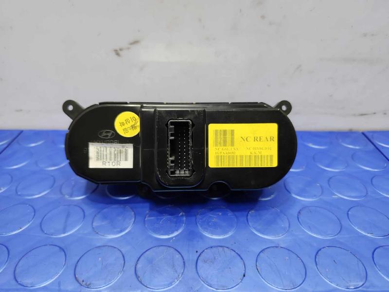 2013 Hyundai Santa Fe Heater A/C Control