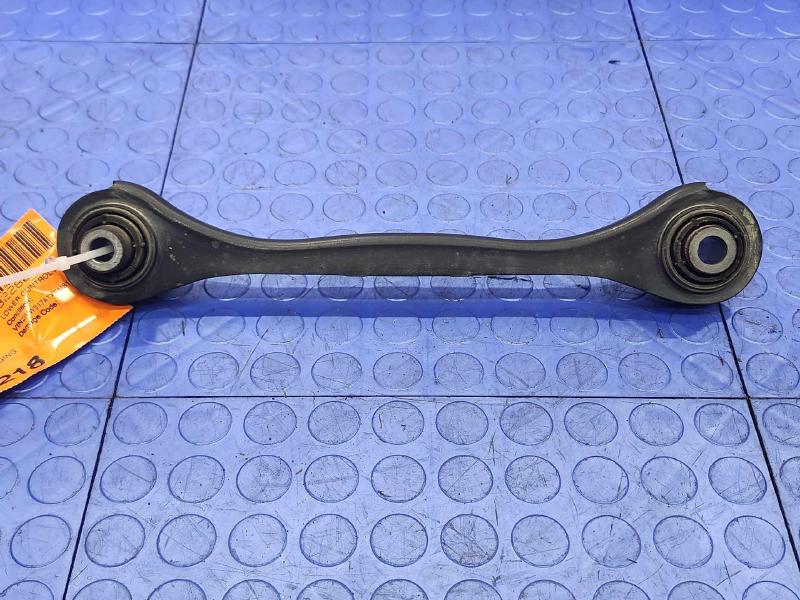 2014 Volkswagen Beetle Lower Control Arm Rr